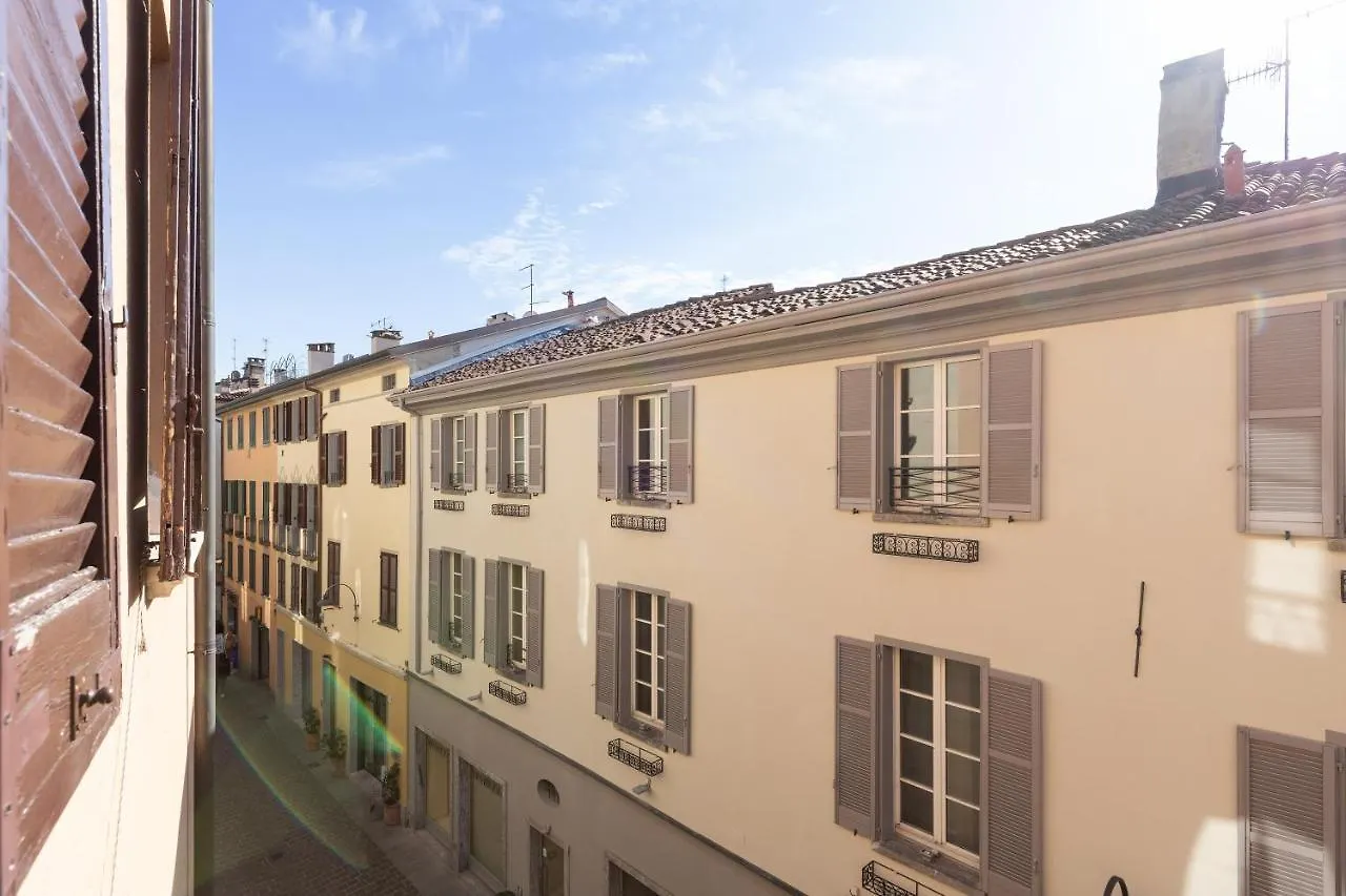 Casanina - The House Of Travelers Apartment Como Italy