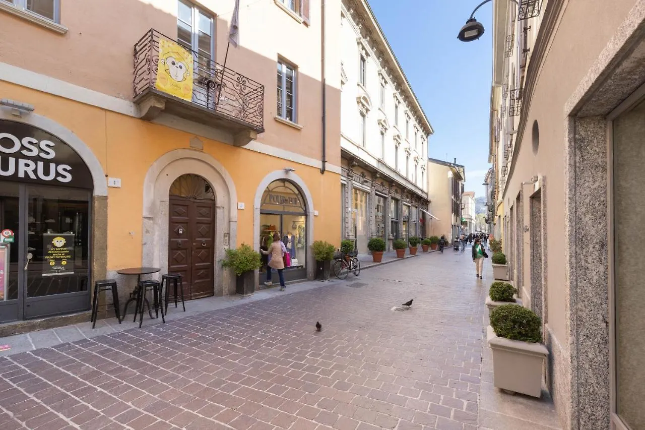 Casanina - The House Of Travelers Apartment Como