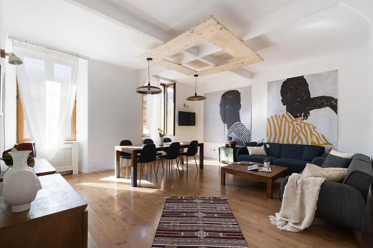 Casanina - The House Of Travelers Apartment Como